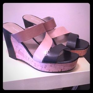 Franco Sarto Wedge Sandals NEW Size 9.5